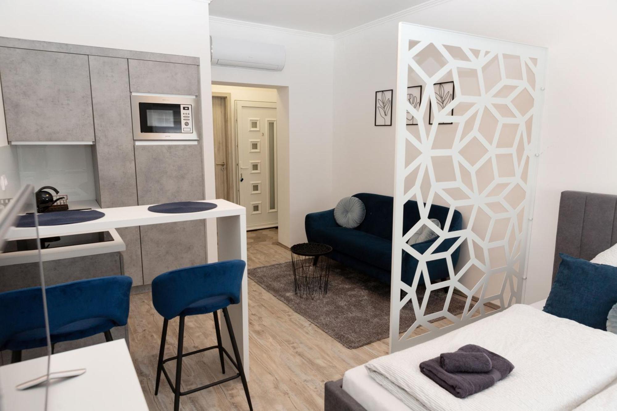 Berzsenyi Apartmanhaz Kaposvar Ngoại thất bức ảnh