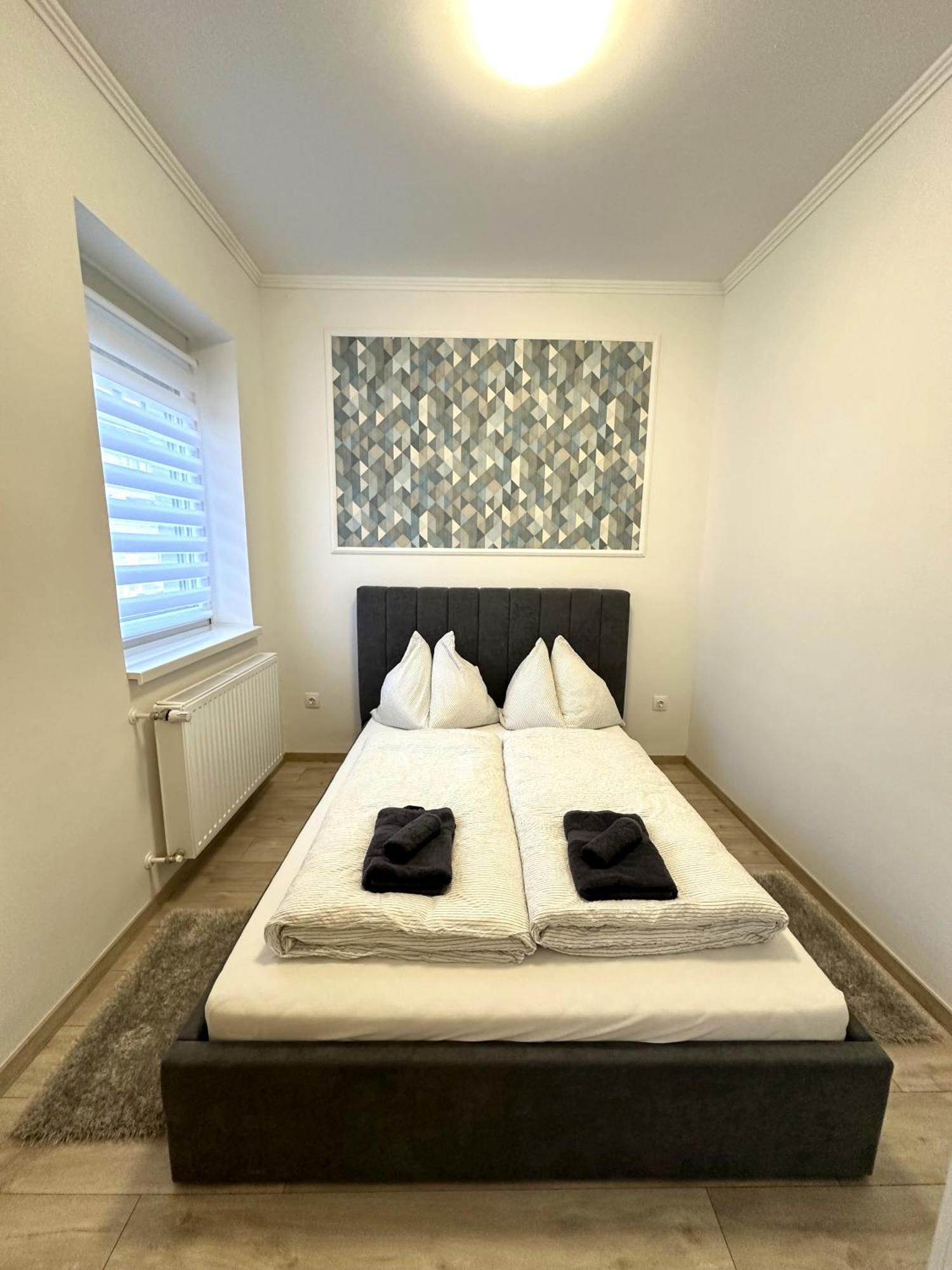 Berzsenyi Apartmanhaz Kaposvar Ngoại thất bức ảnh